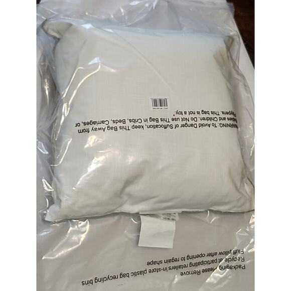 Easter Bunny Throw Pillow 16"x16" Sealed in Bag Embroidered Tan White Floral - Picture 4 of 4